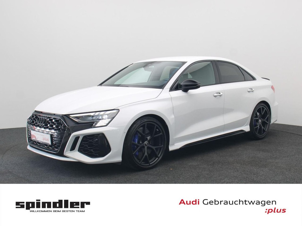 Audi RS3 Sedan Quattro S-Tronic