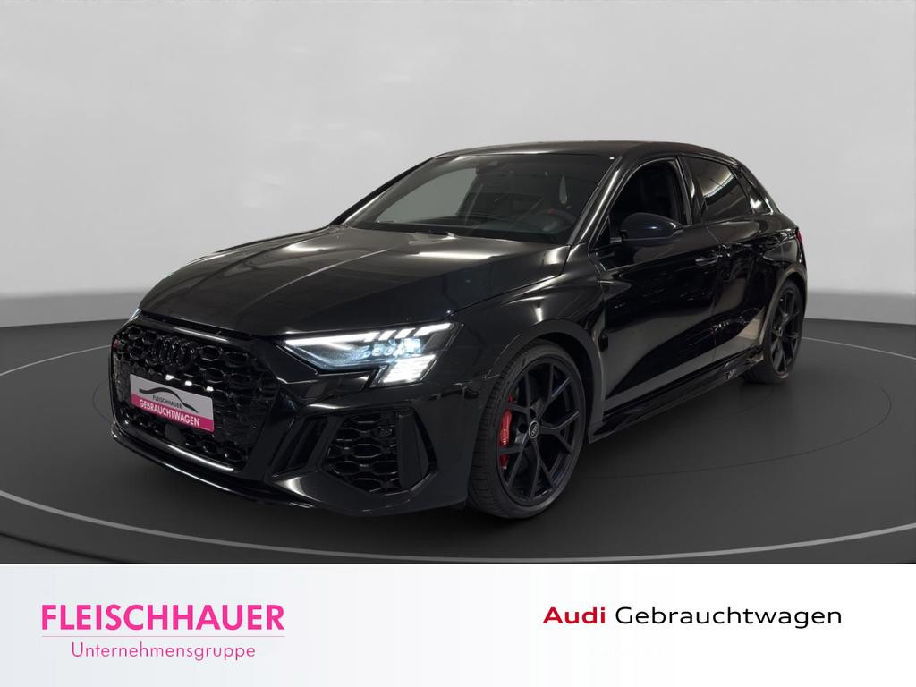 Audi RS3 Sportback Sedan Quattro