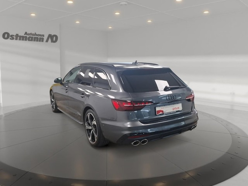 Audi S4