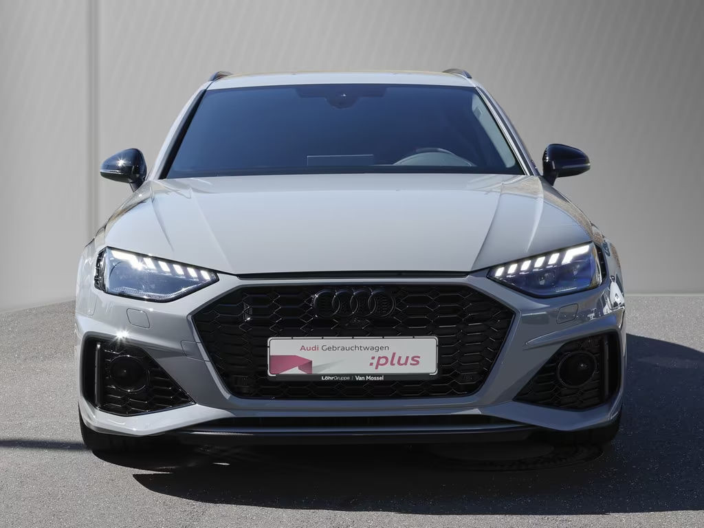 Audi RS4