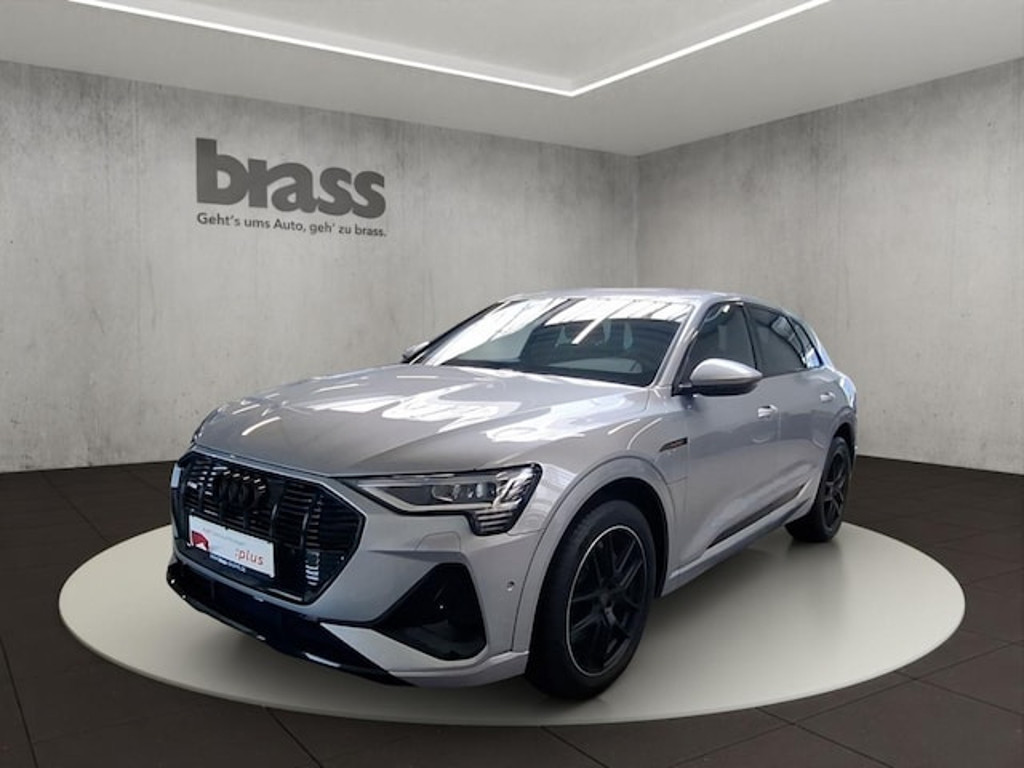 Audi e-tron Quattro 50