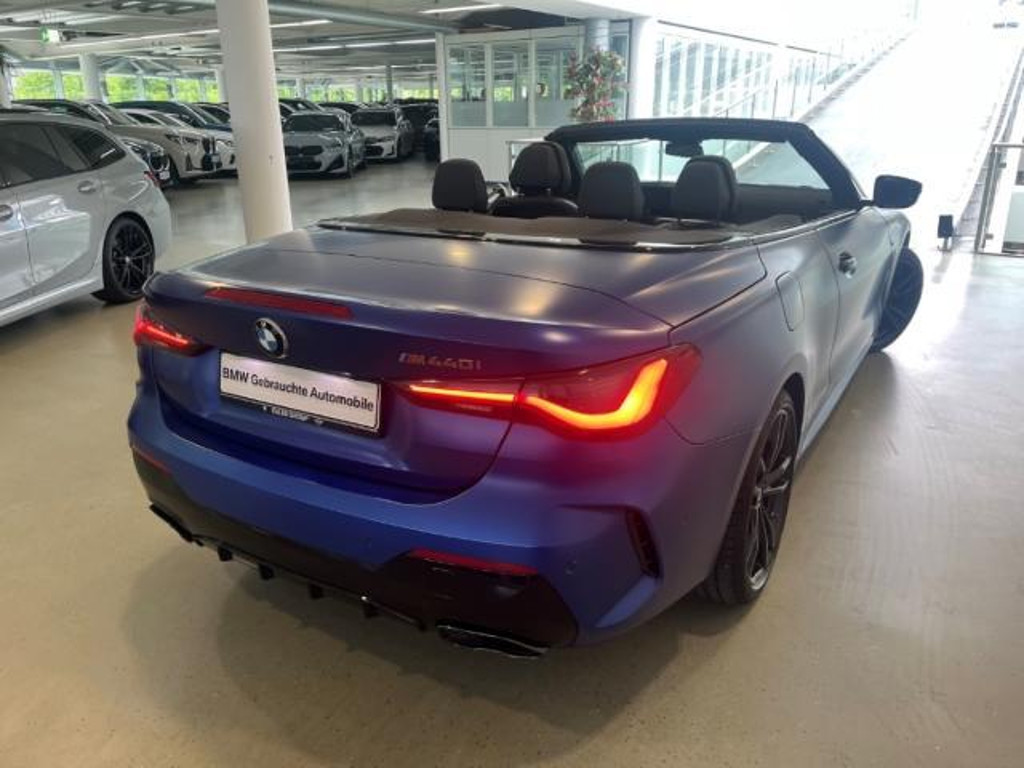 BMW M440