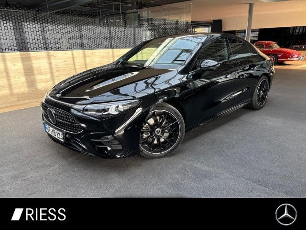 Mercedes-Benz CLA-Klasse CLA 220 4MATIC AMG Line Sedan
