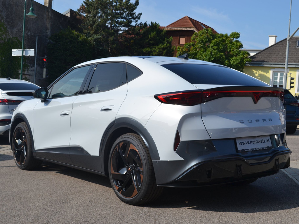Cupra Tavascan