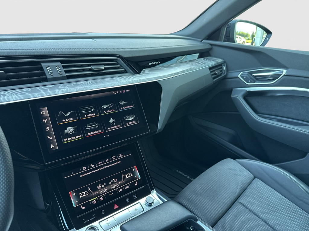 Audi Q8 e-tron