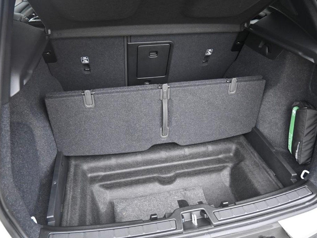 Volvo EX40