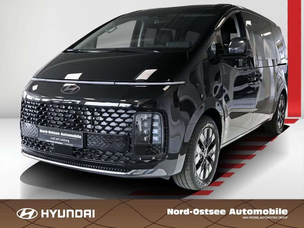 Hyundai Staria Signature
