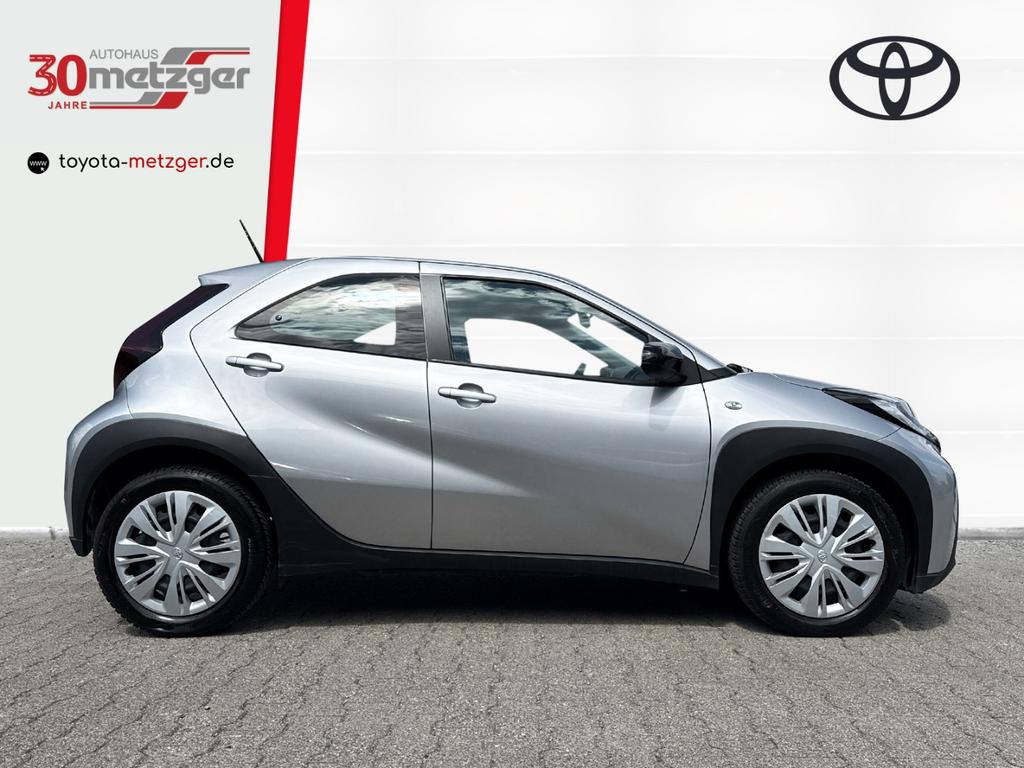 Toyota Aygo X 1.0 VVT-i Play