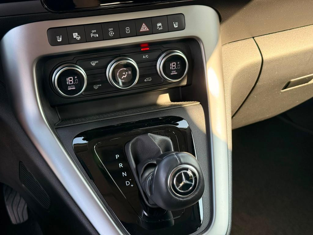 Mercedes-Benz T 180