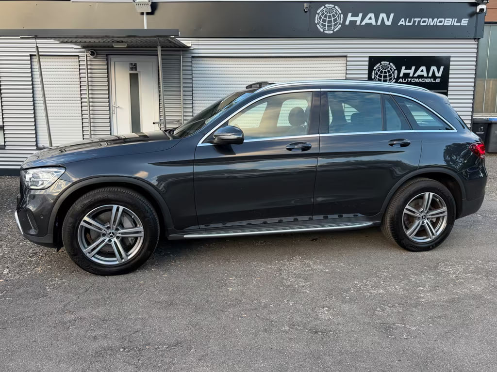 Mercedes-Benz GLC-Klasse GLC 300 4MATIC EXCLUSIVE GLC 300 d