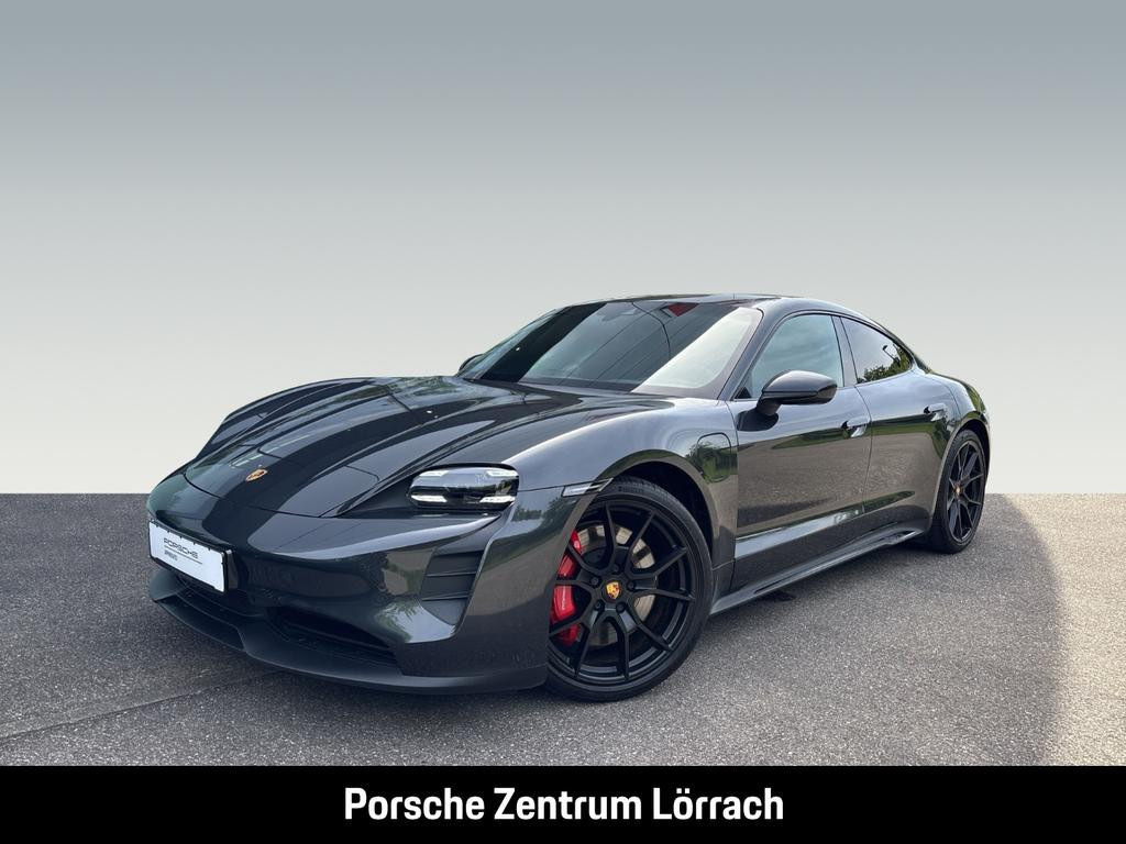 Porsche Taycan GTS