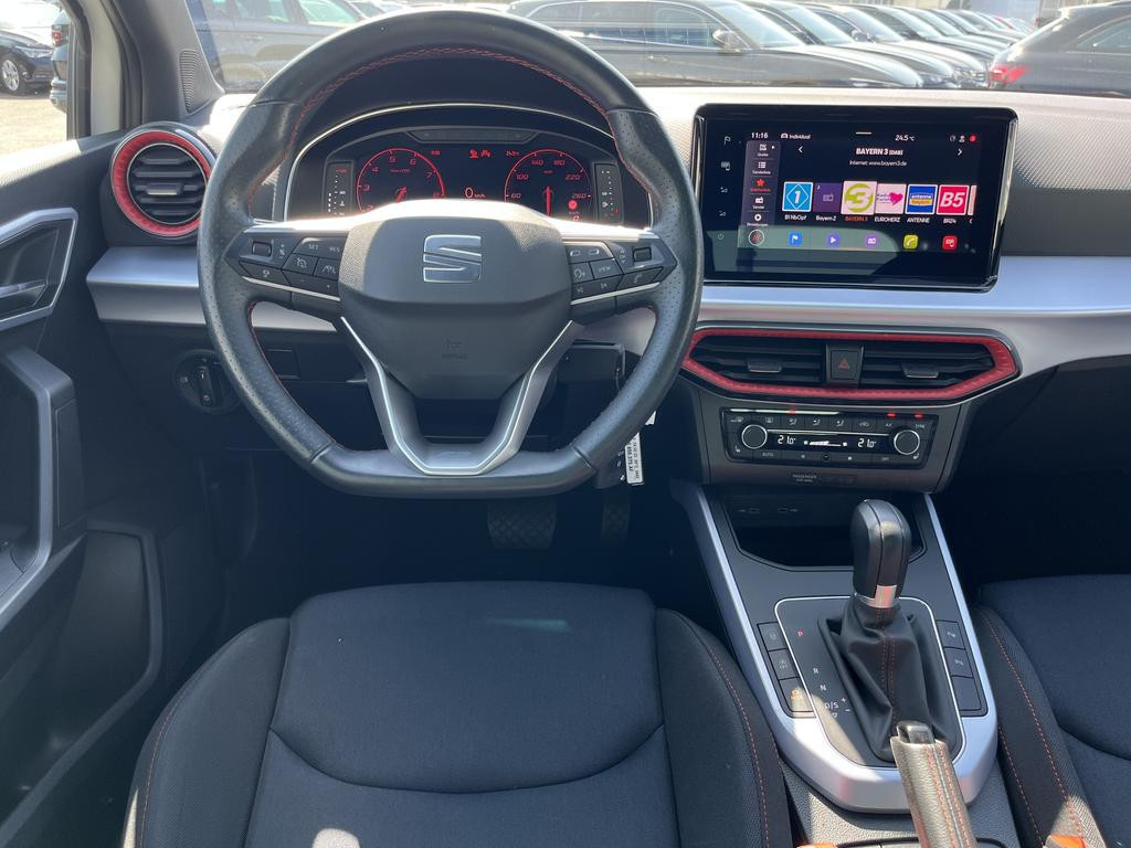 Seat Arona