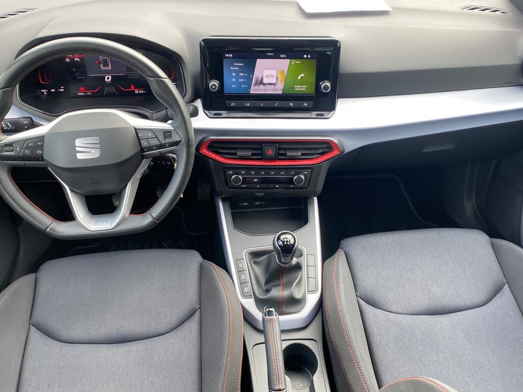 Seat Arona