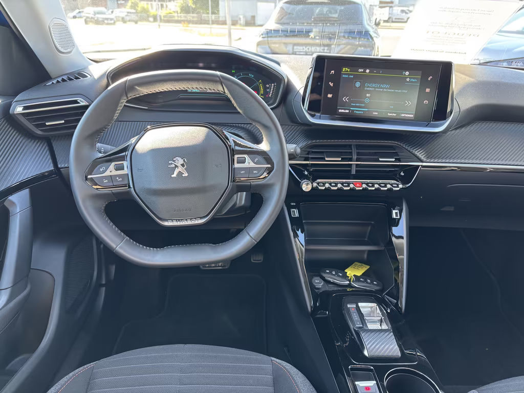 Peugeot e-2008