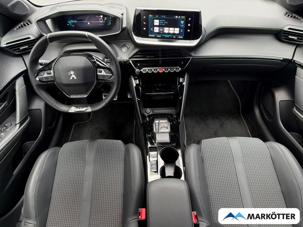 Peugeot e-208