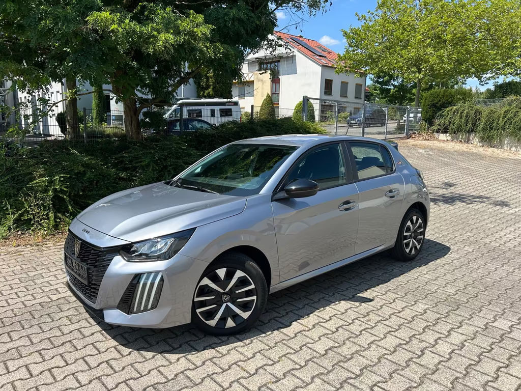 Peugeot 208 Style Hybrid