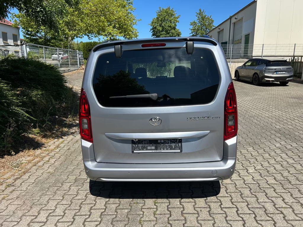 Toyota Proace (Verso)
