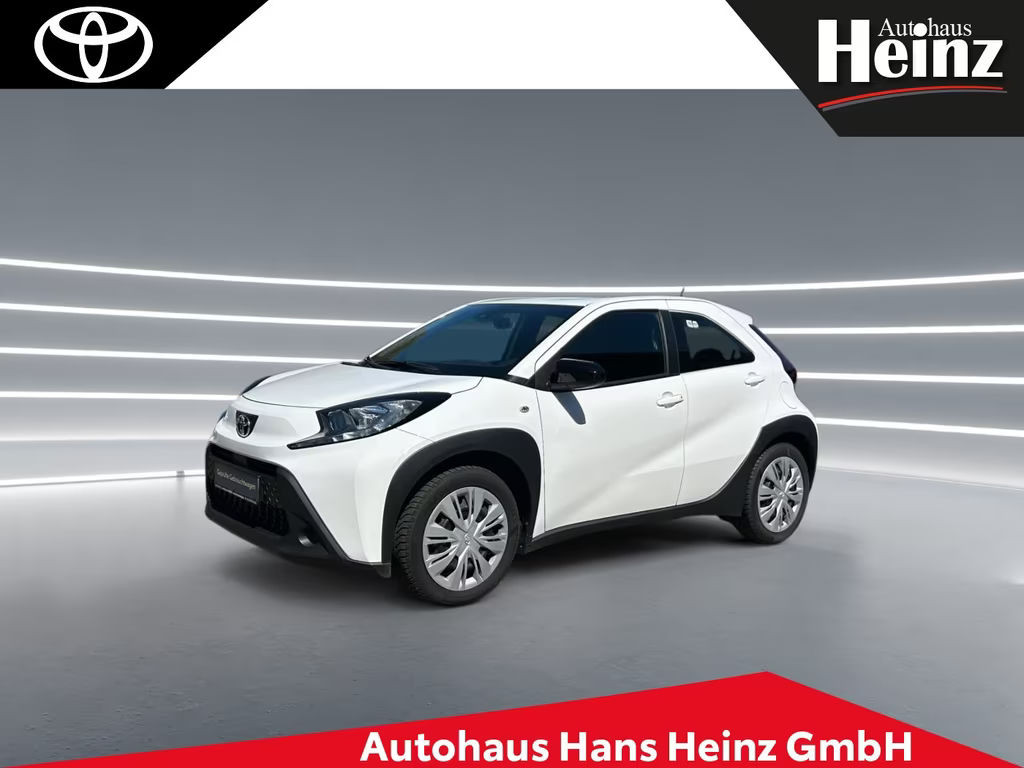 Toyota Aygo X Business 1.0 VVT-i