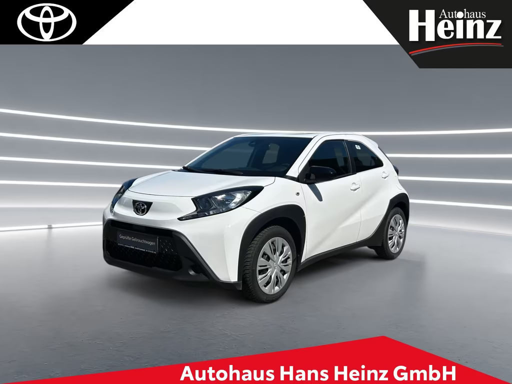 Toyota Aygo X Business 1.0 VVT-i