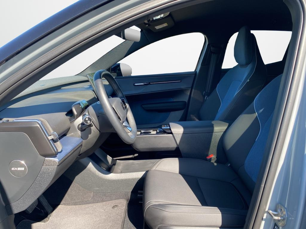 Volvo EX30