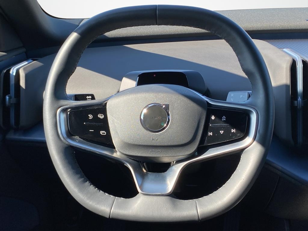 Volvo EX30