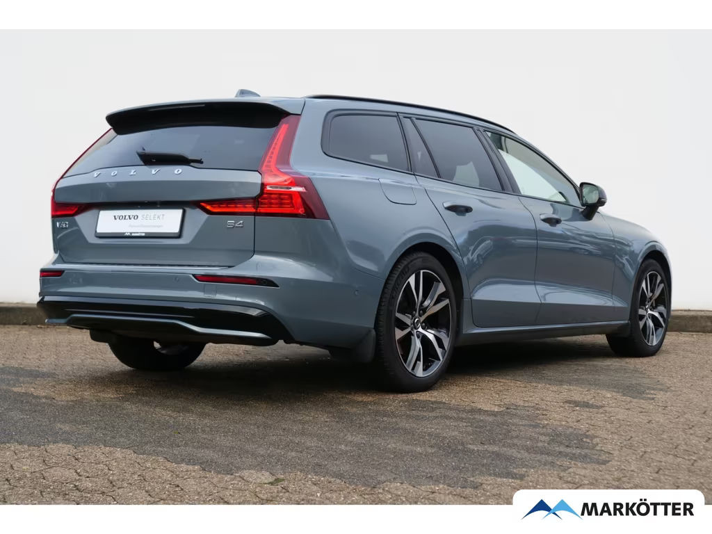 Volvo V60 Plus Dark