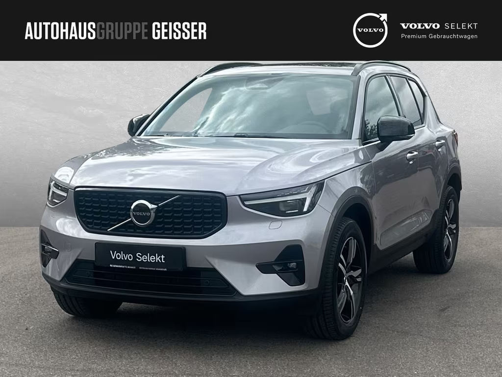 Volvo XC40 Plus Dark