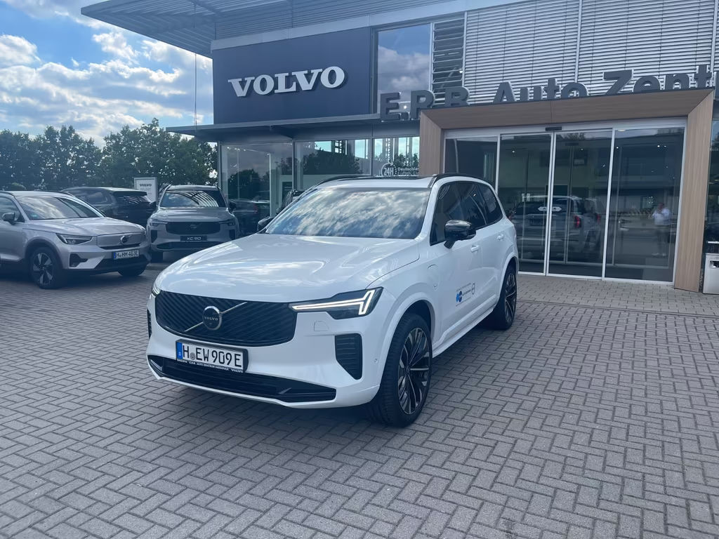 Volvo XC90 AWD T8 Dark Ultra