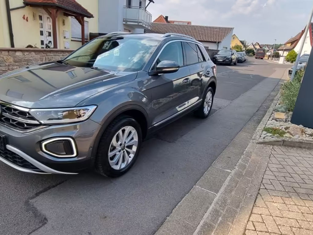 Volkswagen T-Roc DSG Style 1.5 TSI IQ.Drive