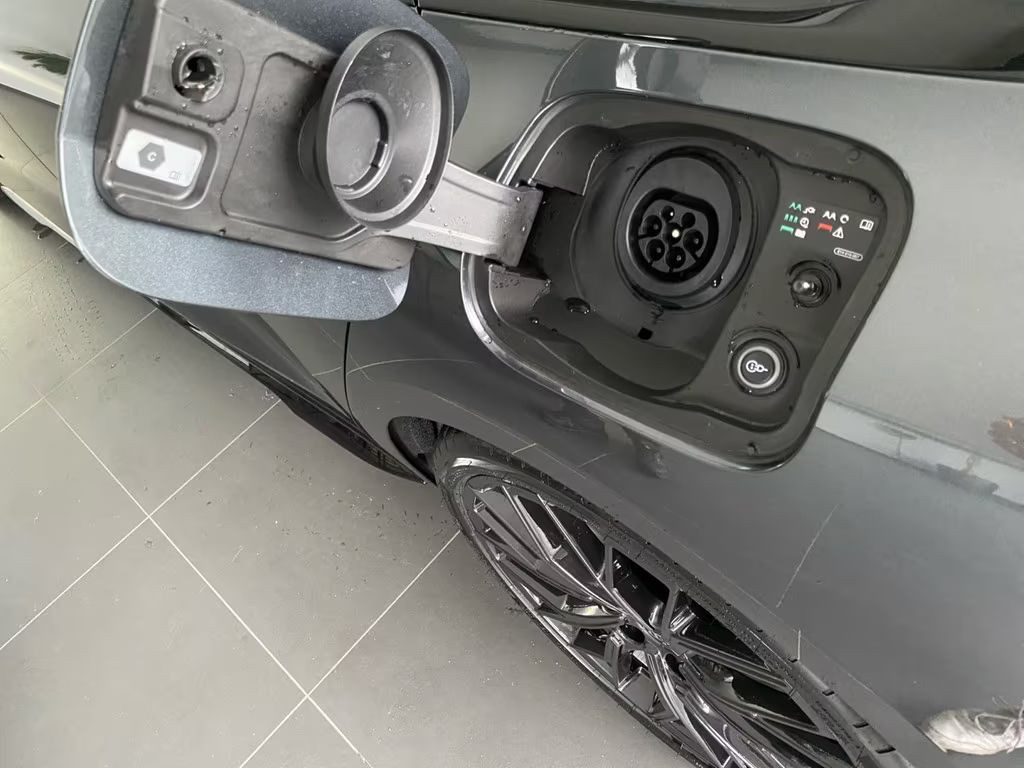 Audi A6 e-tron