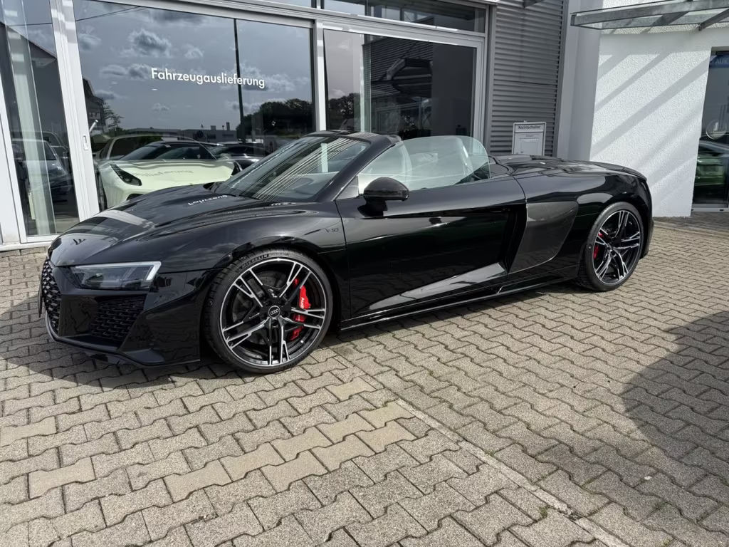 Audi R8