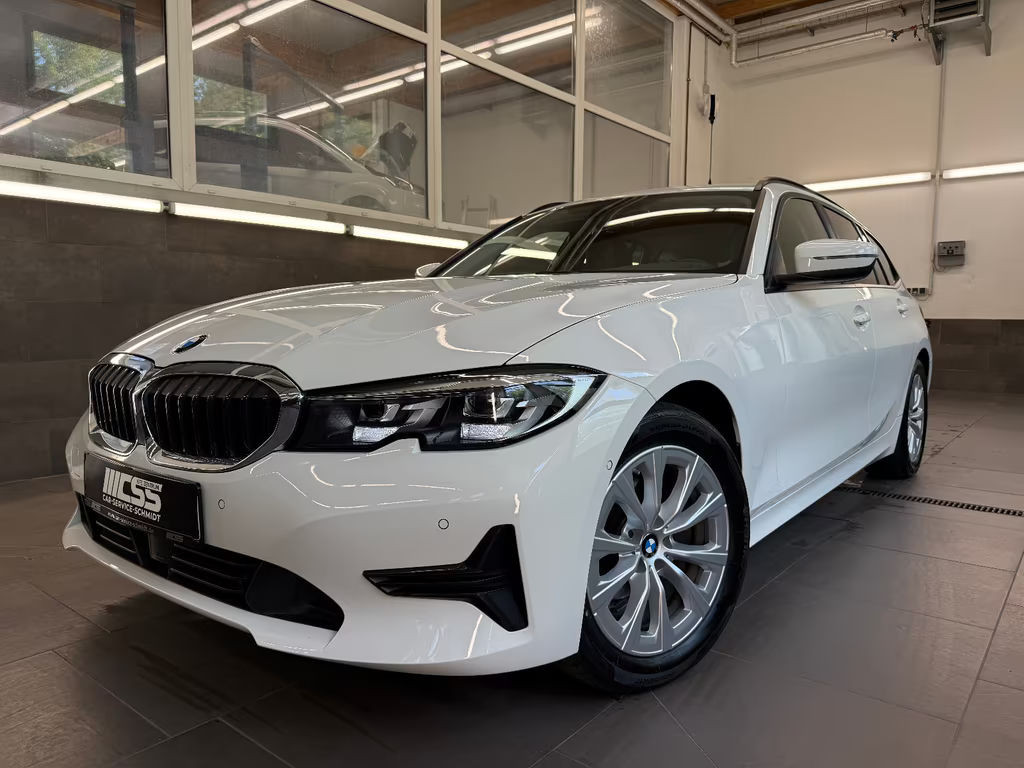 BMW 3 Serie 318 Touring Advantage pakket