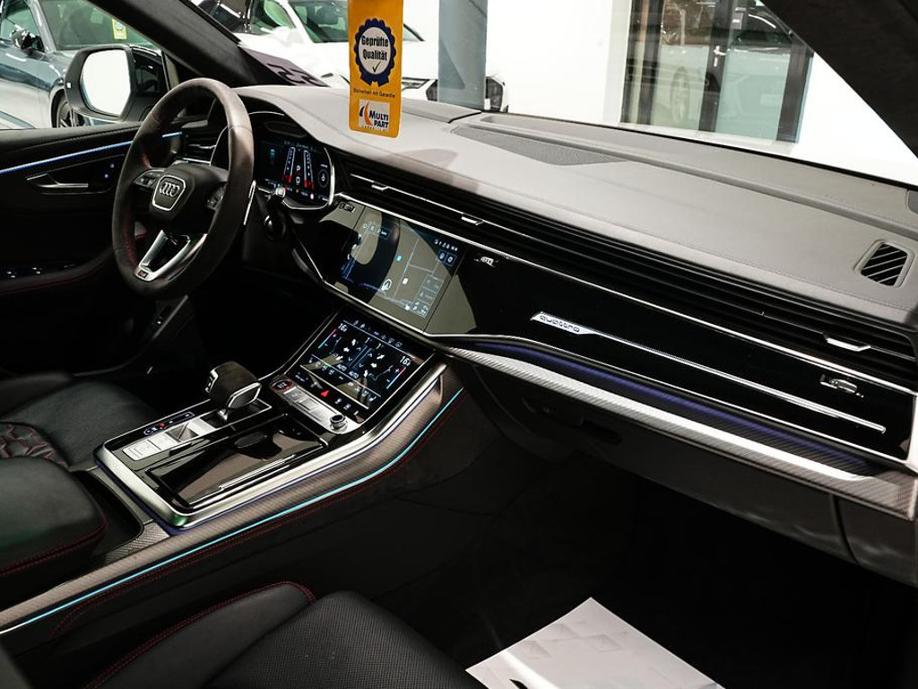 Audi RS Q8