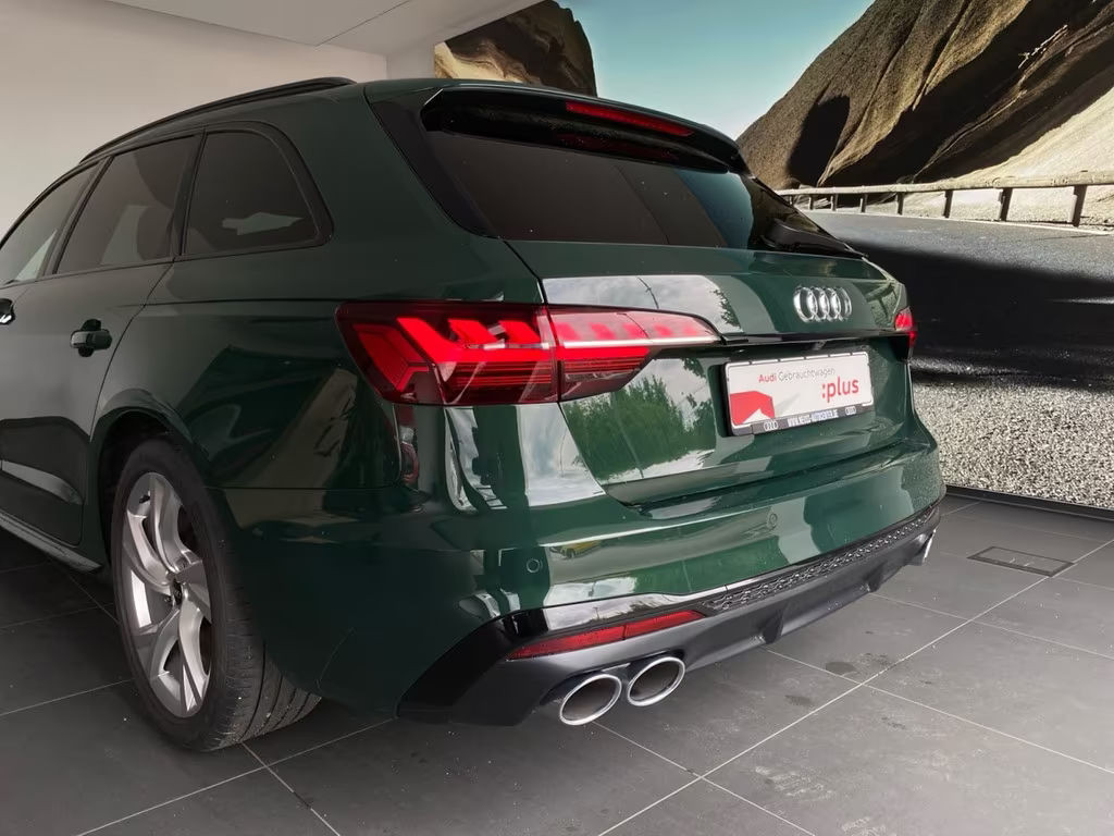 Audi S4