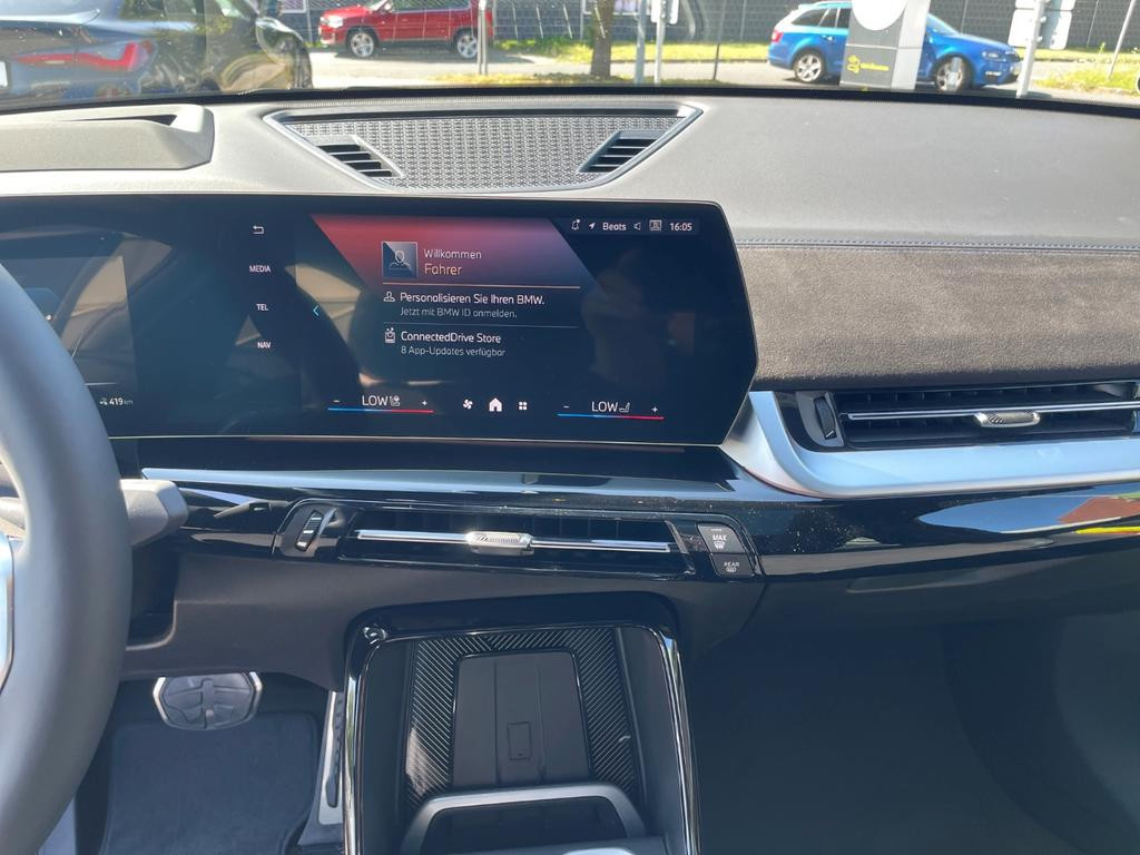 BMW iX2