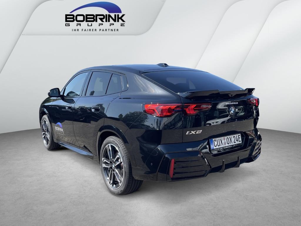 BMW iX2