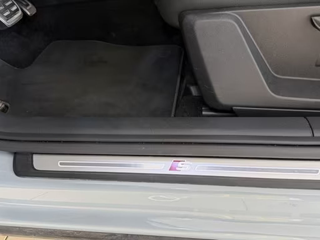 Audi SQ2