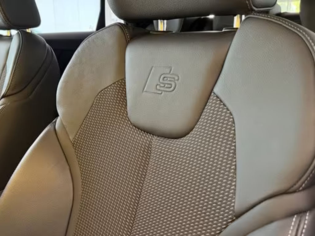 Audi SQ2