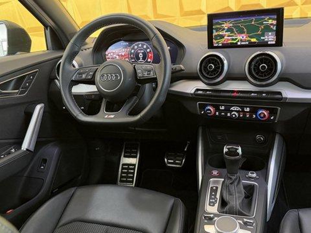 Audi SQ2