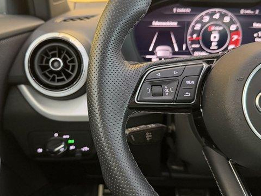 Audi SQ2