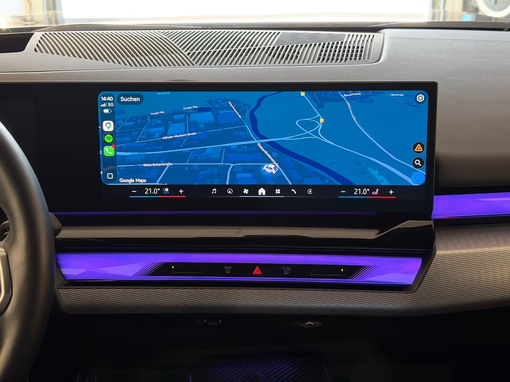 BMW i5
