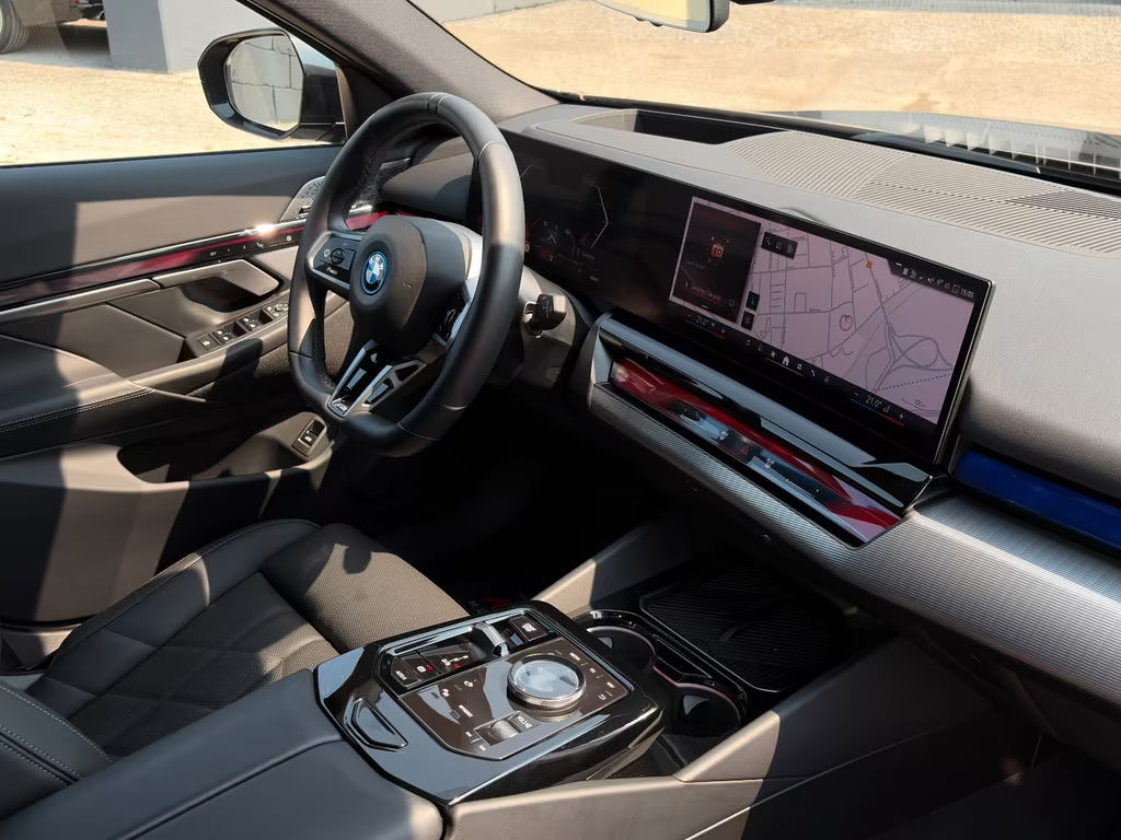 BMW i5