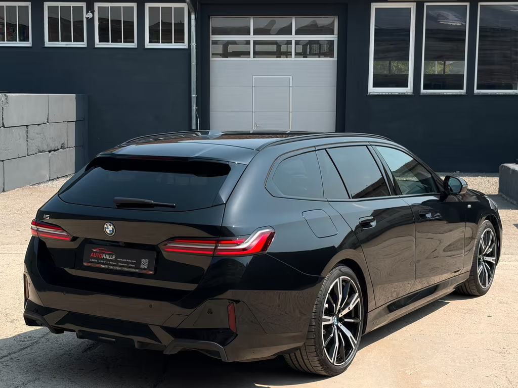 BMW i5