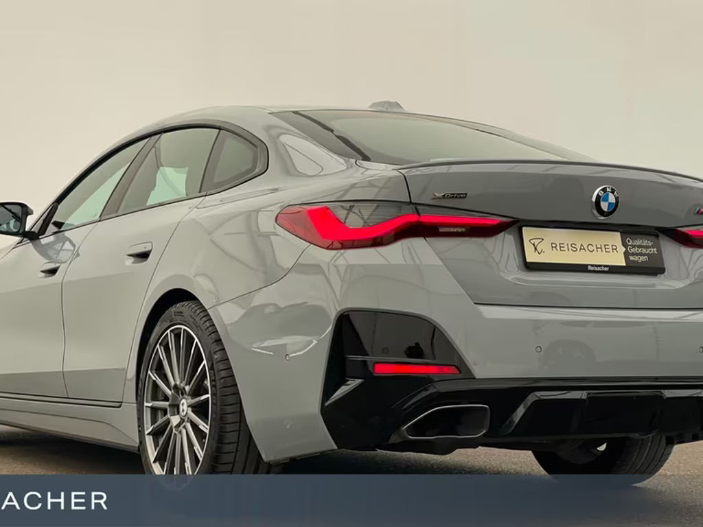 BMW M440