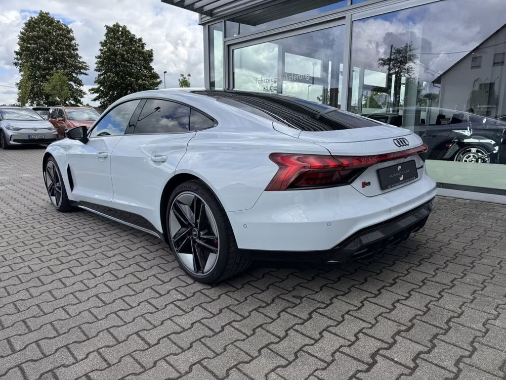 Audi RS e-tron GT