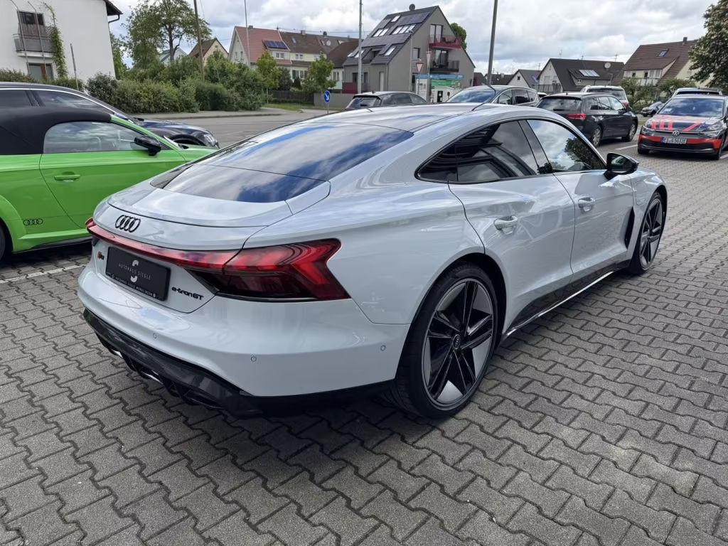 Audi RS e-tron GT
