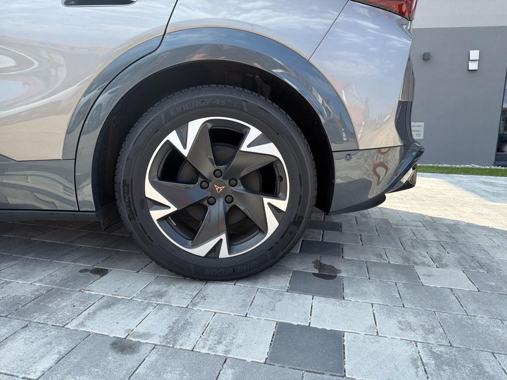 Cupra Tavascan