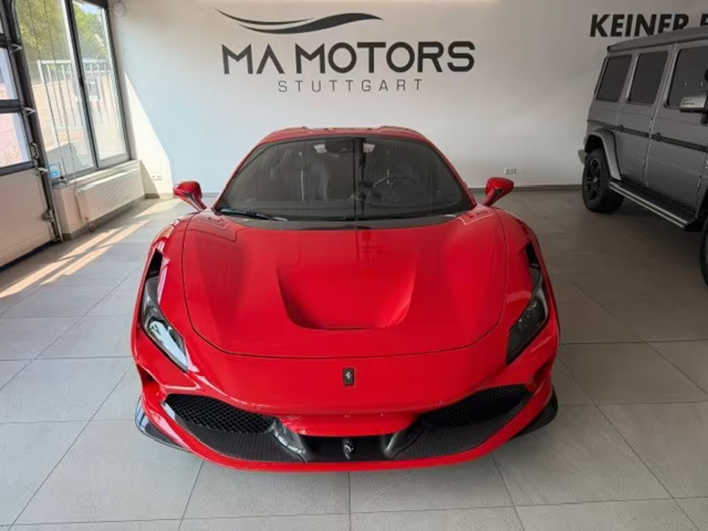 Ferrari F8