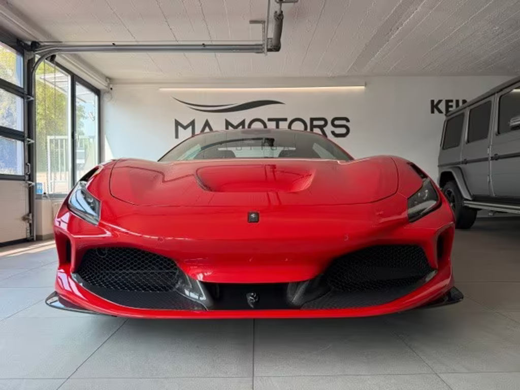 Ferrari F8