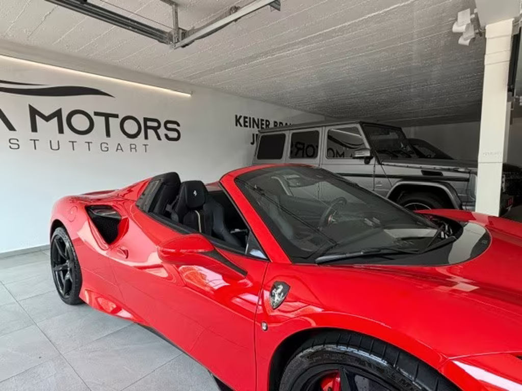 Ferrari F8